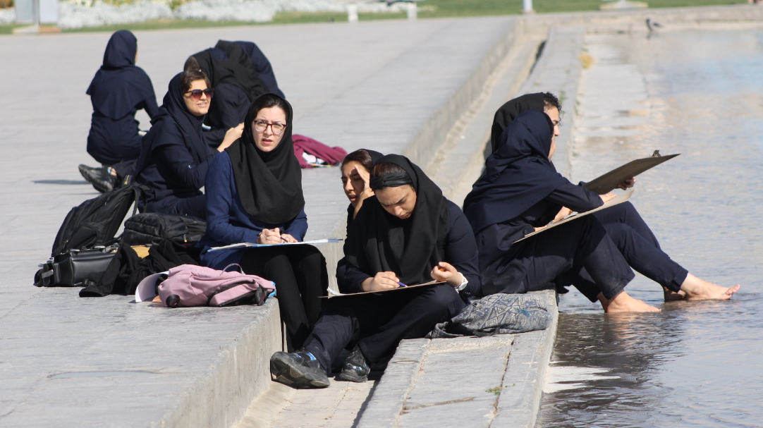 Donne, vita e libertà. L'Iran e le rivolte